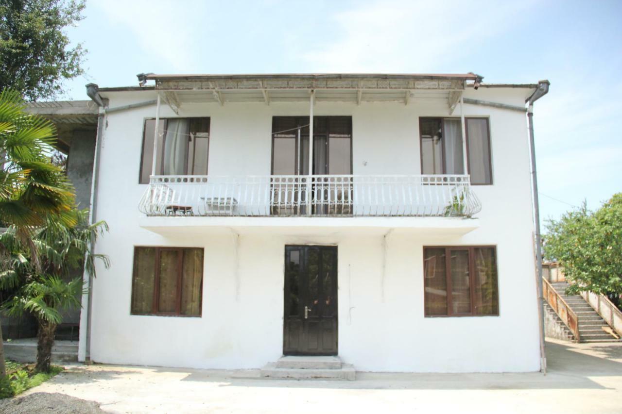 Lukas'S House Hotel Kobuleti Exterior foto