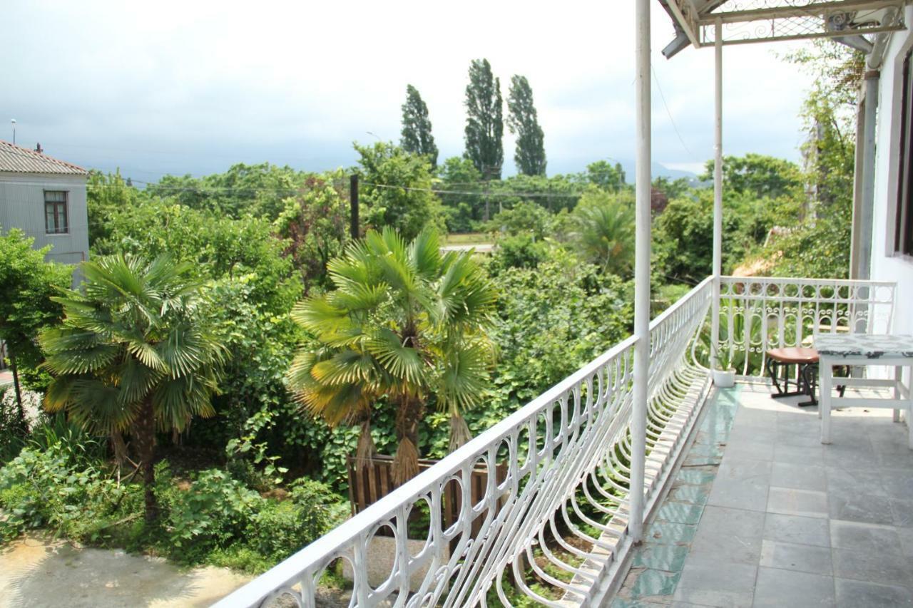 Lukas'S House Hotel Kobuleti Exterior foto